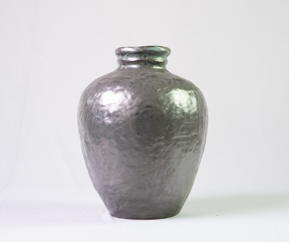 Basalt Texture Pot