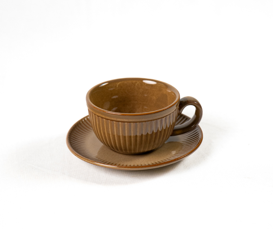 Ribbed Caramel Teacup