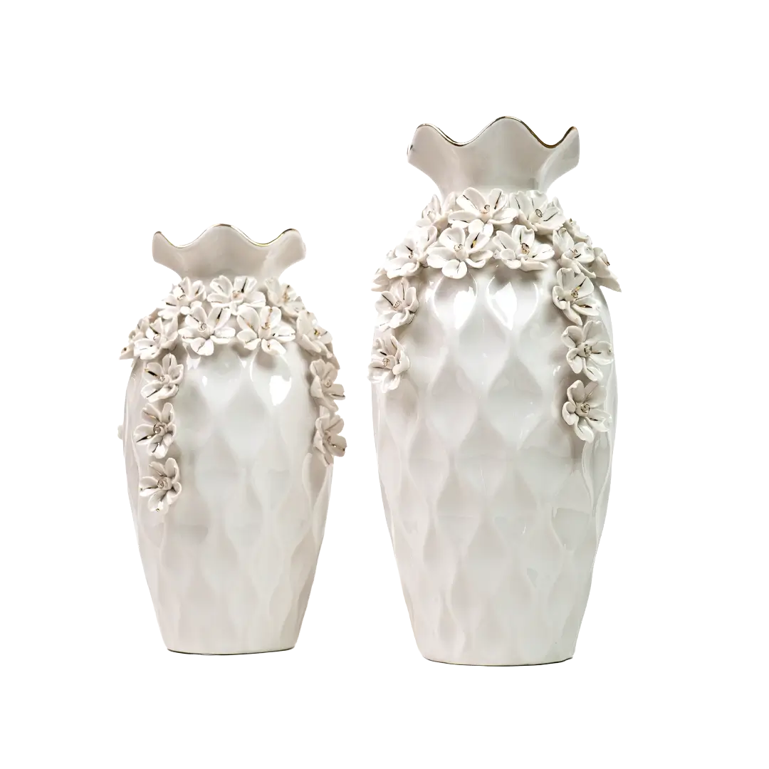 Petal-Trim Reverie Vase