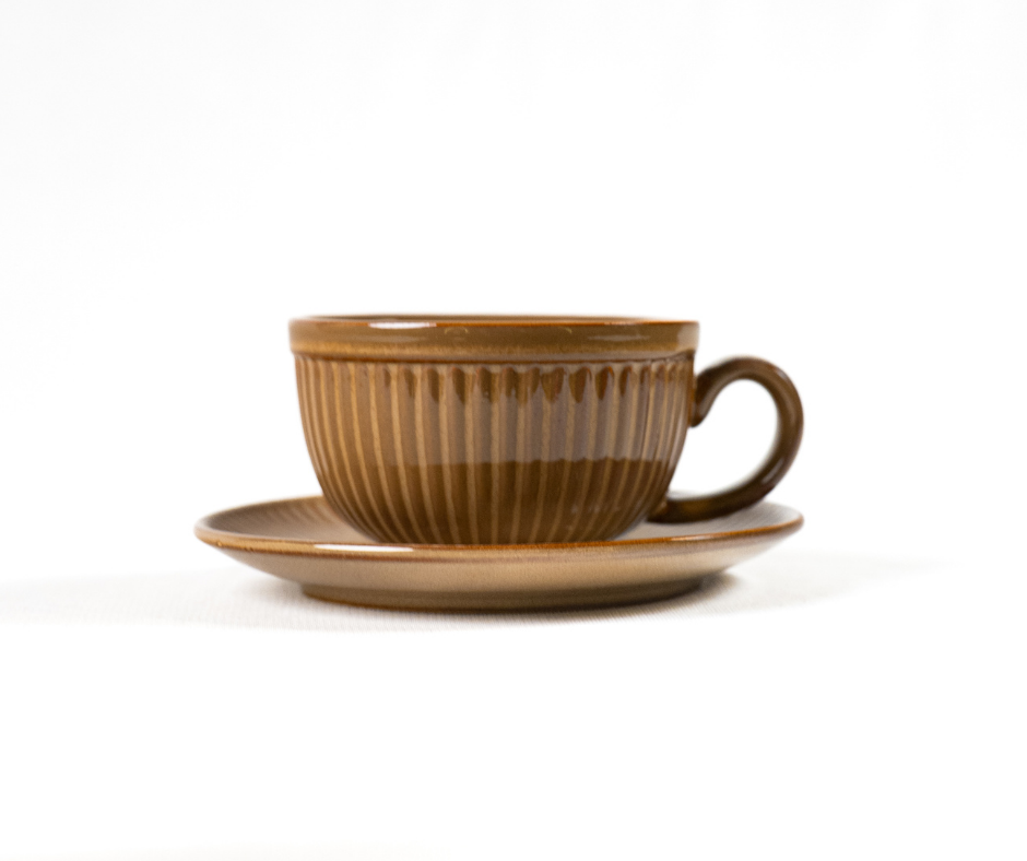 Ribbed Caramel Teacup